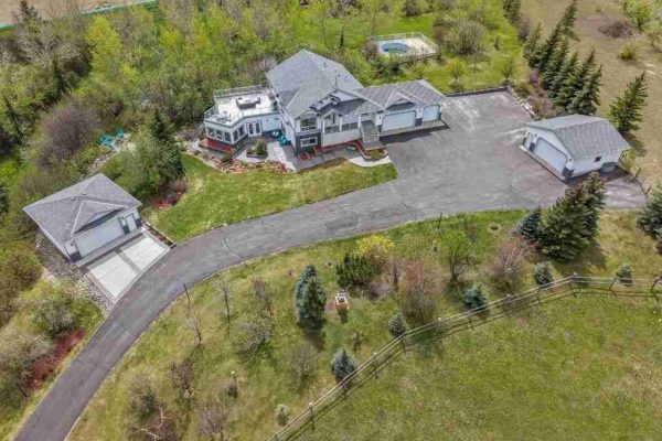 104 Buffalo Rub Place NW, Airdrie
