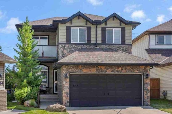 134 Channelside Cove SW, Airdrie AB