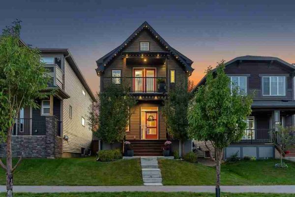 721 Chinook Gate Lane, Airdrie