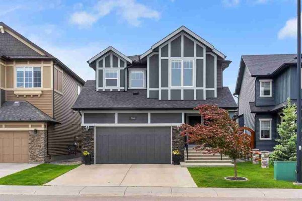 796 Coopers Crescent SW, Airdrie