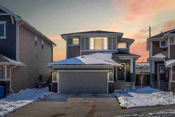 937 Bayview Heights, Airdrie