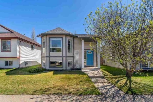 952 Silver Creek Drive NW, Airdrie